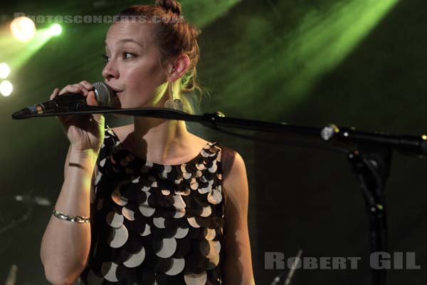 BAXTER DURY - 2011-12-10 - PARIS - La Maroquinerie - 